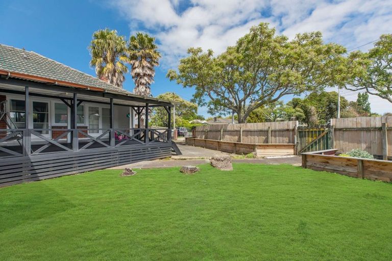 Photo of property in 2/22 Calvert Avenue, Mangere East, Auckland, 2024