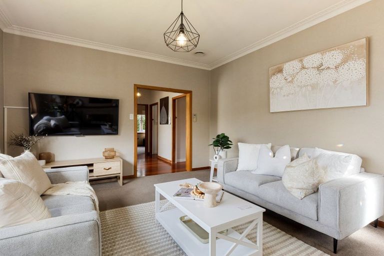 Photo of property in 5 Bettina Road, Fairfield, Hamilton, 3214