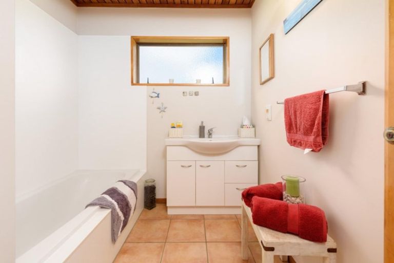 Photo of property in 20 Heron Avenue, Matua, Tauranga, 3110