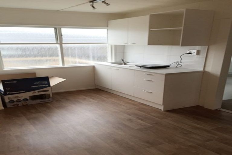 Photo of property in 5/320 Pakuranga Road, Pakuranga Heights, Auckland, 2010