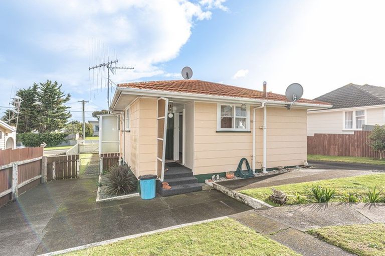Photo of property in 247 London Street, Tawhero, Whanganui, 4501