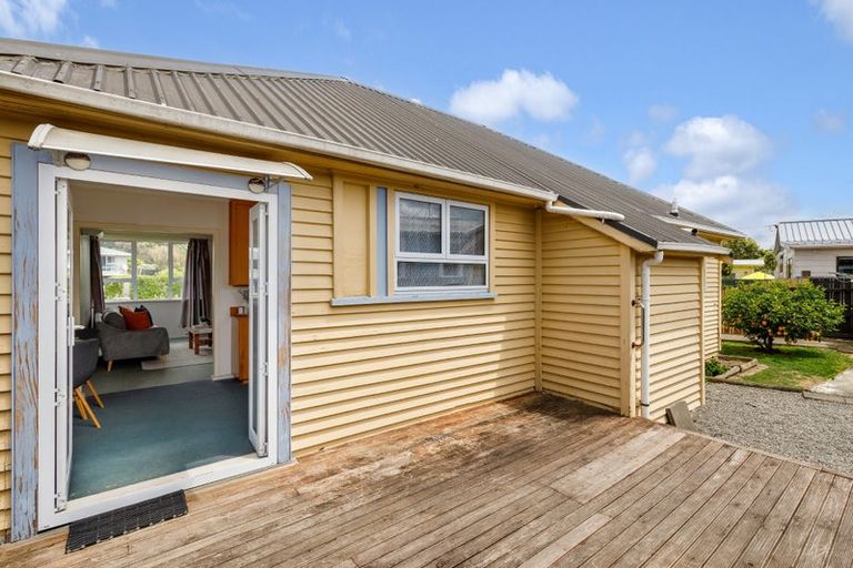 Photo of property in 30 Lucas Street, Riversdale, Blenheim, 7201