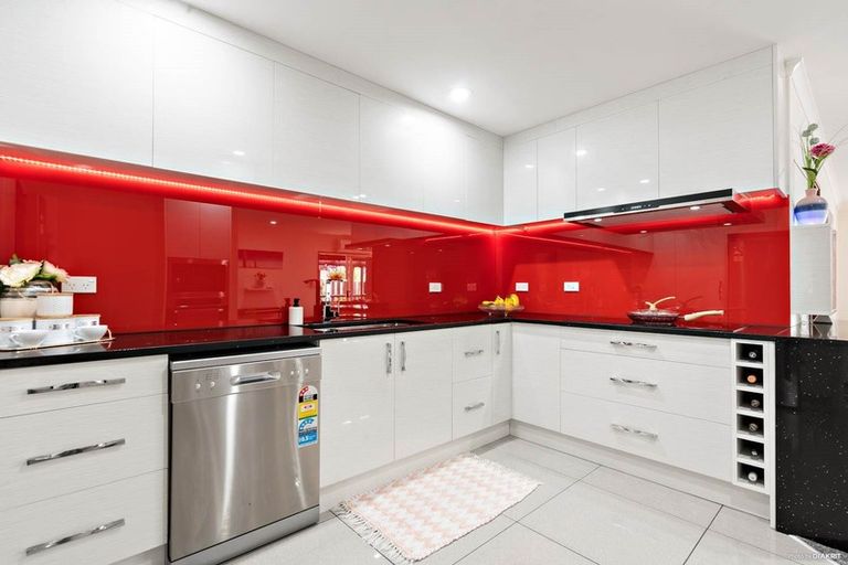 Photo of property in 25 Duckworth Road, Papakura, 2110