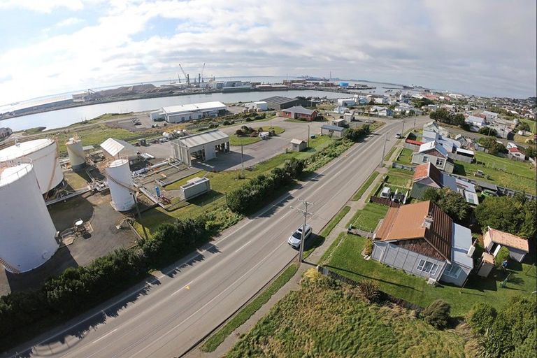 Photo of property in 24 Ocean Beach Road, Bluff, 9814