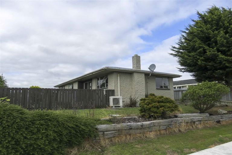 Photo of property in 12 Burns Street, Kew, Invercargill, 9812