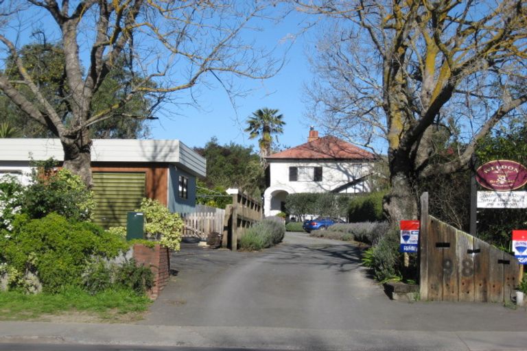 Photo of property in 98b Te Mata Road, Havelock North, 4130