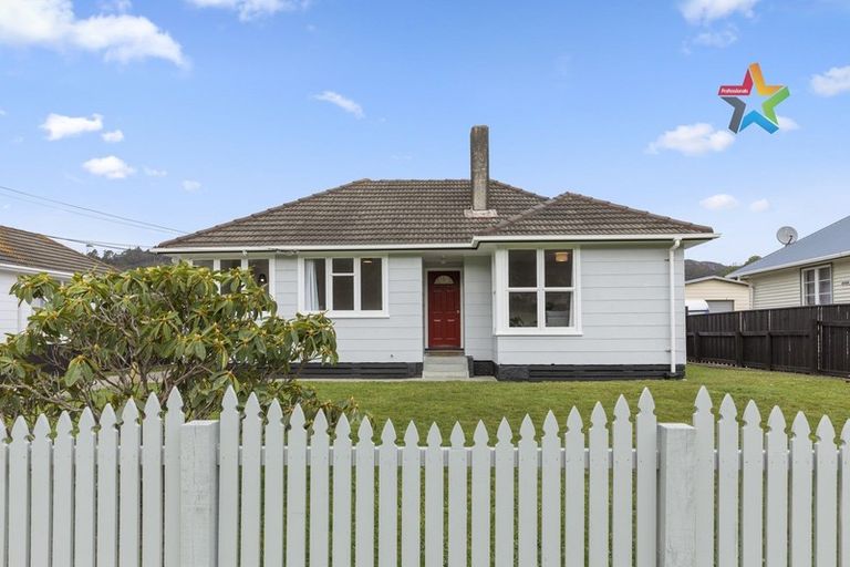 Photo of property in 1229 Taita Drive, Taita, Lower Hutt, 5011