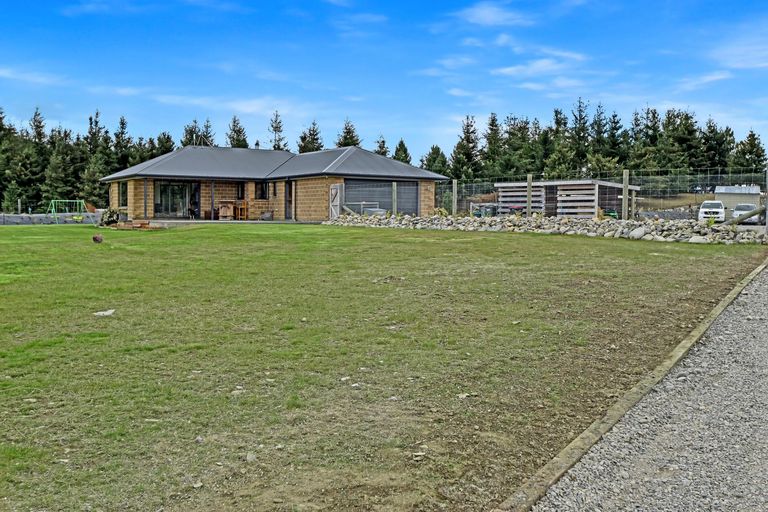 Photo of property in 85 Ben Ohau Road, Ben Ohau, Twizel, 7999