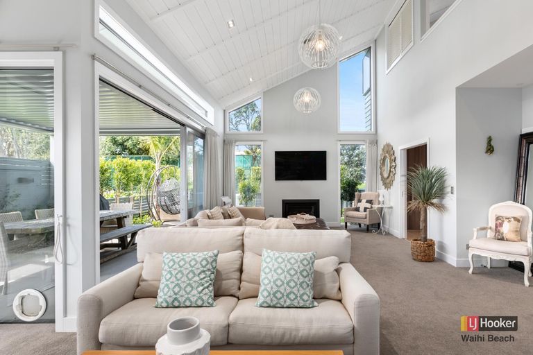 Photo of property in 7 Ian Place, Waihi Beach, 3611