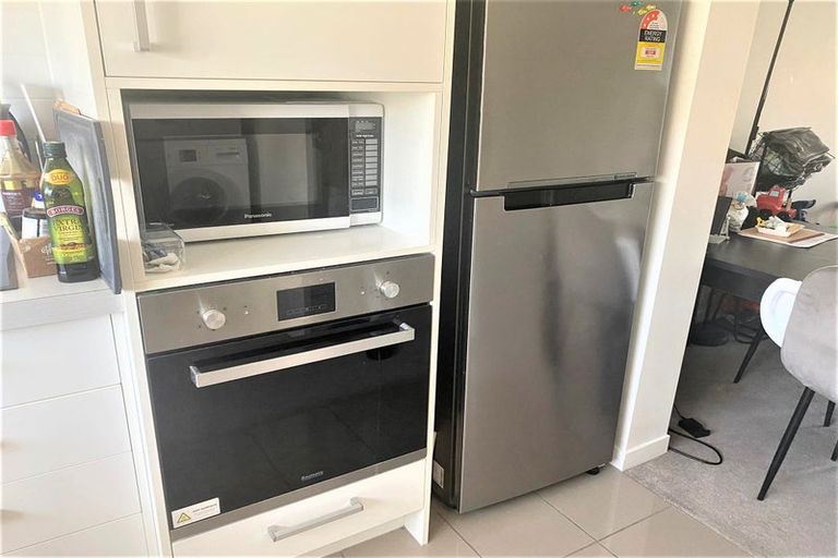 Photo of property in 15/2 Stone Street, Miramar, Wellington, 6022