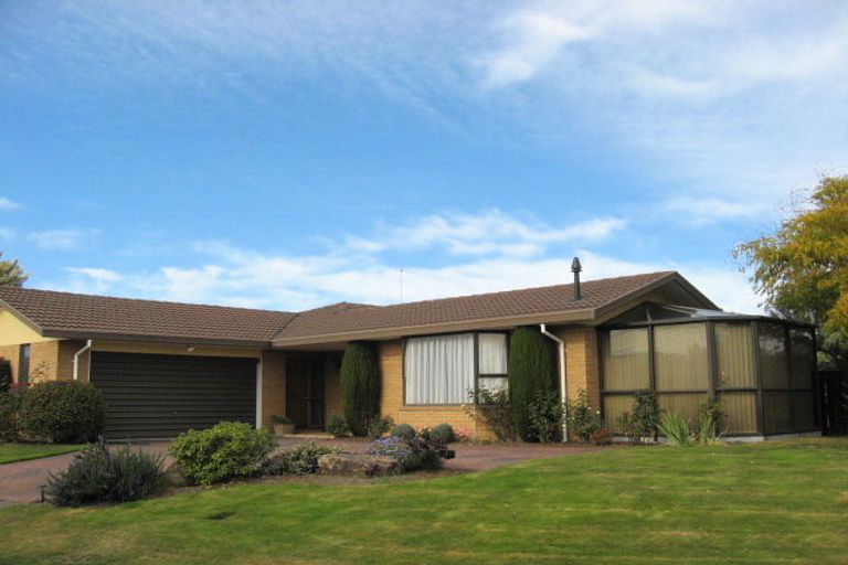 Photo of property in 7 Thornhill Place, Sockburn, Christchurch, 8042