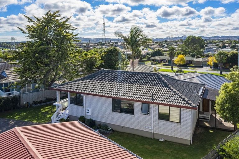 Photo of property in 31 Penion Drive, Flat Bush, Auckland, 2023