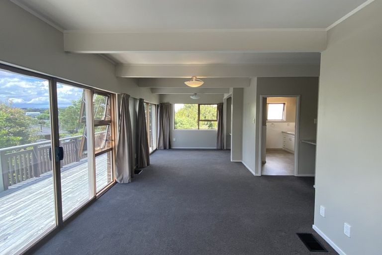 Photo of property in 6 Barnhill Crescent, Pahurehure, Papakura, 2113