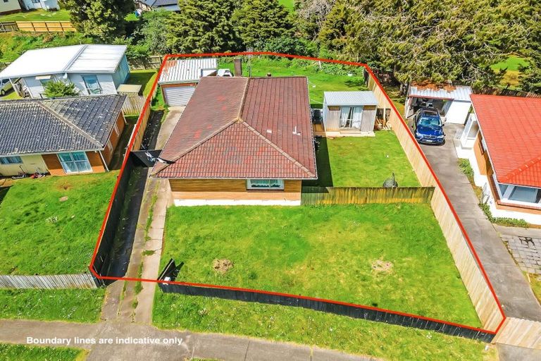 Photo of property in 20 Innismara Avenue, Wattle Downs, Auckland, 2103