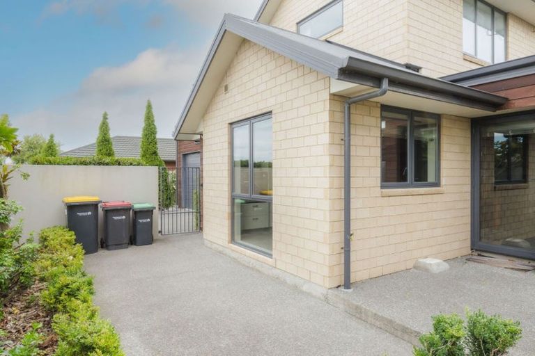 Photo of property in 15a Burdale Street, Riccarton, Christchurch, 8011