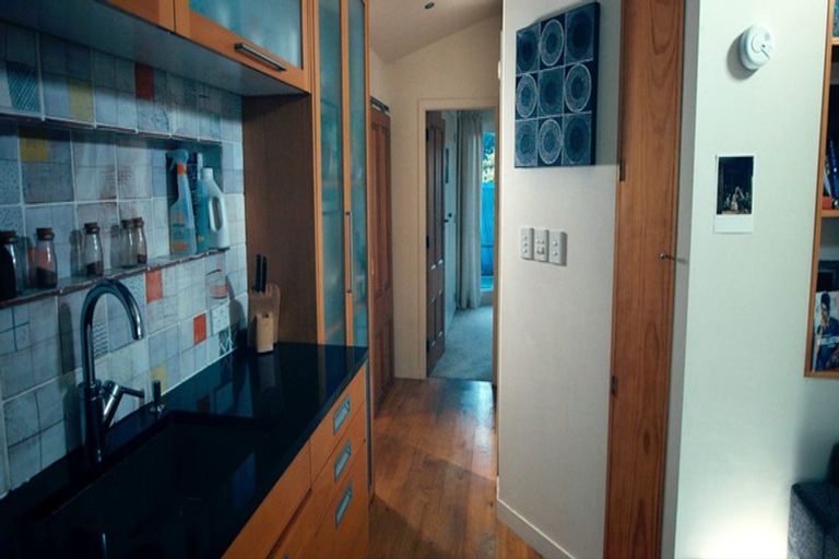 Photo of property in 72 Thompson Street, Mount Cook, Wellington, 6011