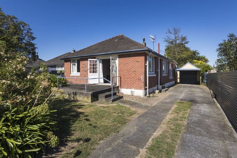 Photo of property in 4 Leicester Street, Terrace End, Palmerston North, 4410