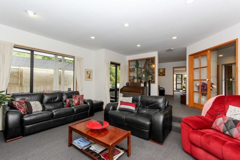 Photo of property in 157a Heta Road, Highlands Park, New Plymouth, 4312
