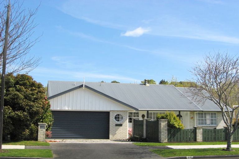 Photo of property in 11 Elder Grove, Whalers Gate, New Plymouth, 4310