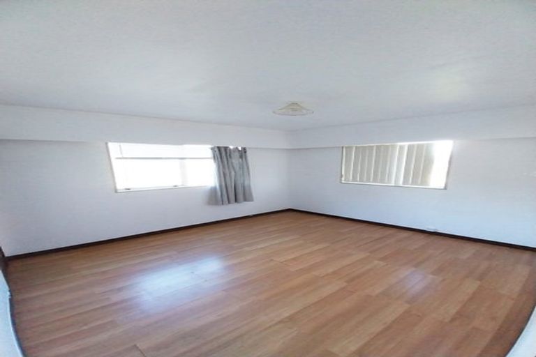 Photo of property in 10 Hailes Road, Whenuapai, Auckland, 0814