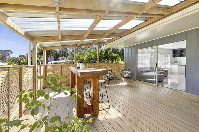 Photo of property in 1 Ross Place, Blagdon, New Plymouth, 4310