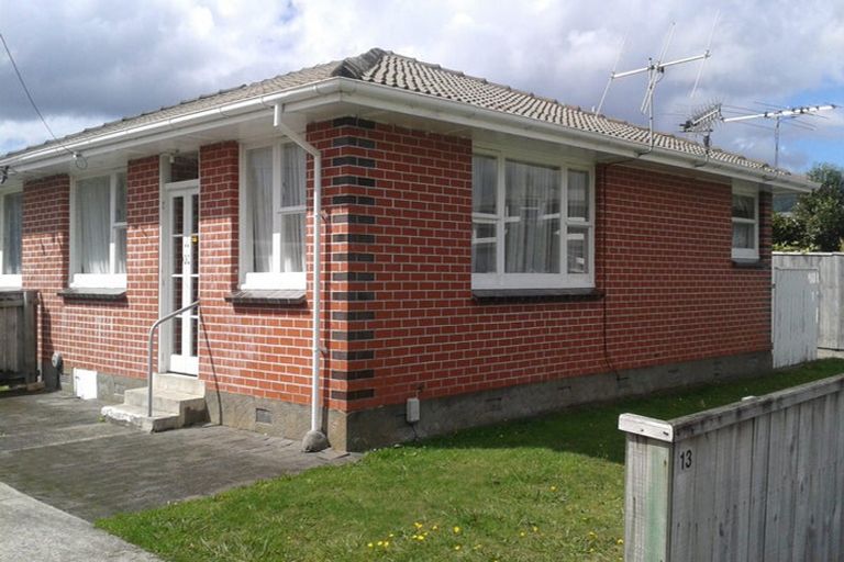 Photo of property in 1/13 Sutherland Avenue, Silverstream, Upper Hutt, 5019