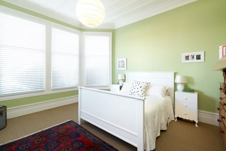 Photo of property in 12 Meeanee Quay, Westshore, Napier, 4110