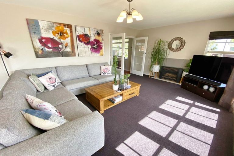Photo of property in 55 Gladson Avenue, Sockburn, Christchurch, 8042