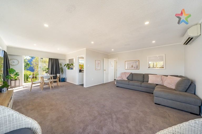 Photo of property in 258 Dowse Drive, Maungaraki, Lower Hutt, 5010
