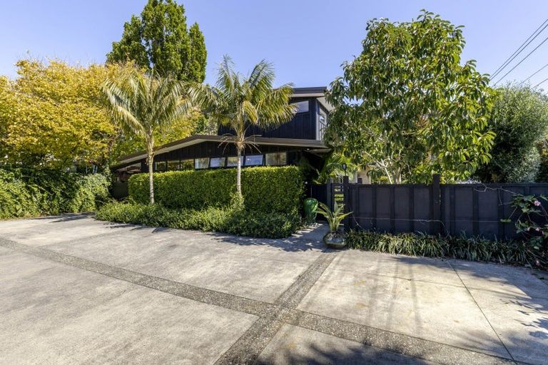 Photo of property in 27 Maranui Street, Welbourn, New Plymouth, 4310