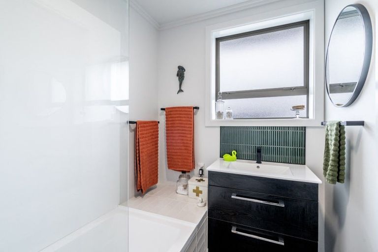 Photo of property in 1 Moray Crescent, Grasmere, Invercargill, 9810