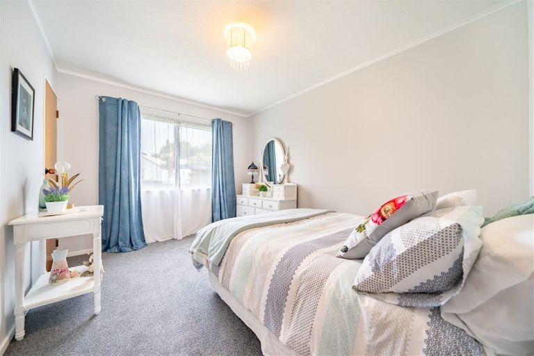 Photo of property in 89 Field Street, Silverstream, Upper Hutt, 5019