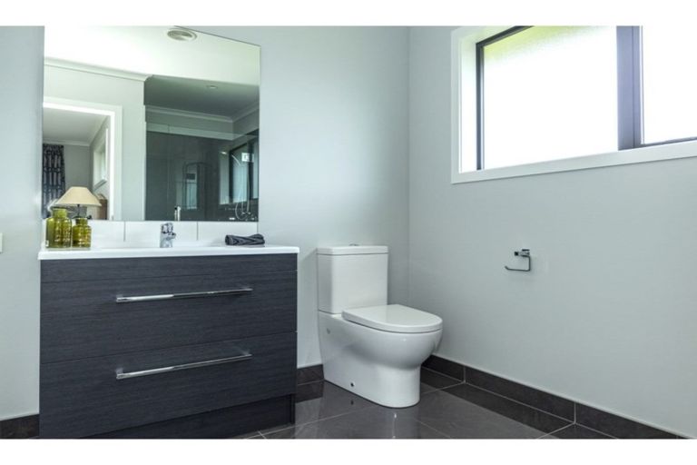 Photo of property in 64 Dobson Street, Gleniti, Timaru, 7910