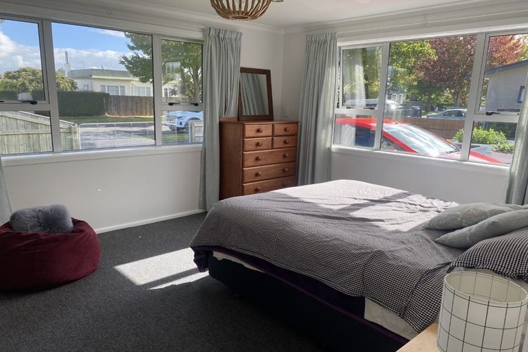 Photo of property in 912 Clive Street, Akina, Hastings, 4122