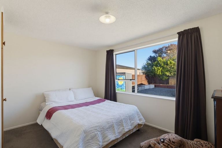 Photo of property in 30 Saint Heliers Crescent, Aranui, Christchurch, 8061