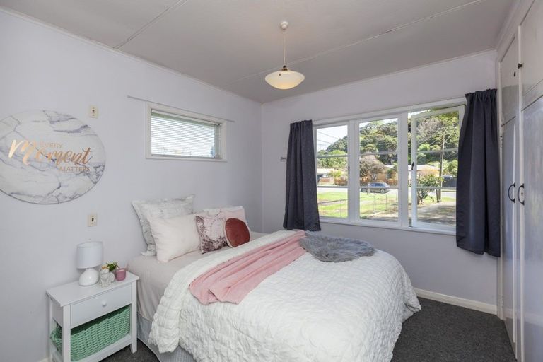 Photo of property in 26-28 Ruahine Street, Paraparaumu, 5032