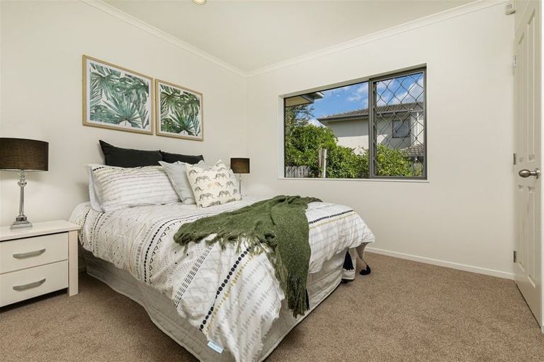 Photo of property in 60 Garelja Road, Henderson, Auckland, 0612