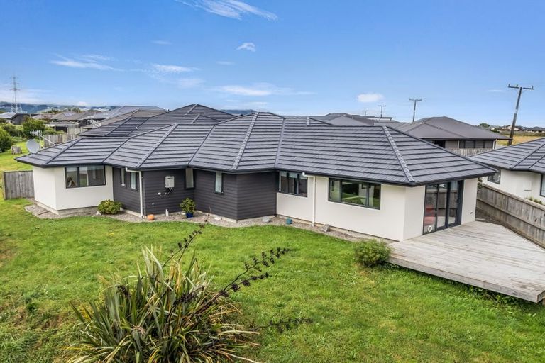 Photo of property in 42 Silicon Way, Fitzherbert, Palmerston North, 4410