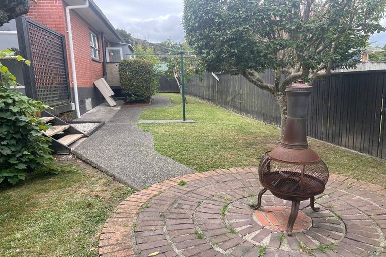 Photo of property in 2/52 Scenic Drive, Hillpark, Auckland, 2102