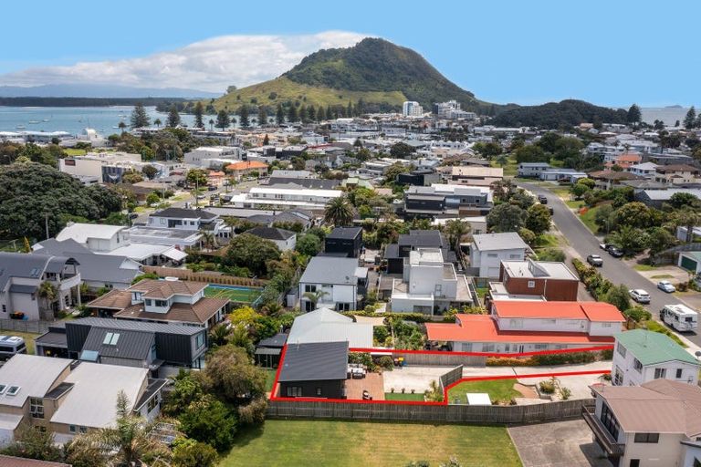 Photo of property in 36a Oceanview Road, Mount Maunganui, 3116