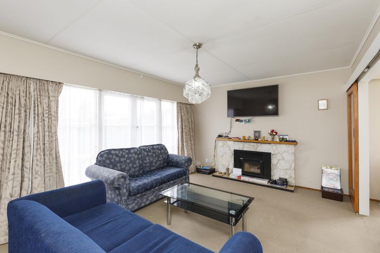 Photo of property in 26 Rhodes Drive, Kelvin Grove, Palmerston North, 4414