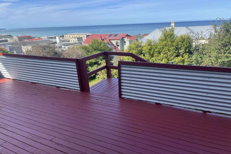 Photo of property in 35 Wharfe Street, South Hill, Oamaru, 9400
