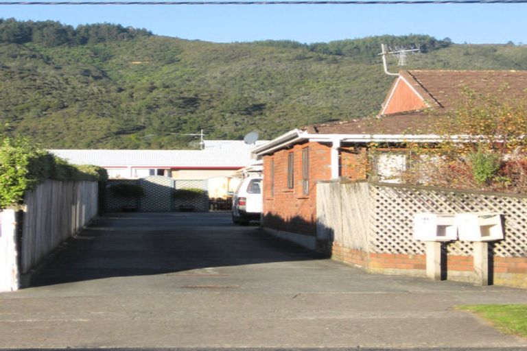 Photo of property in 1/147 Stokes Valley Road, Stokes Valley, Lower Hutt, 5019