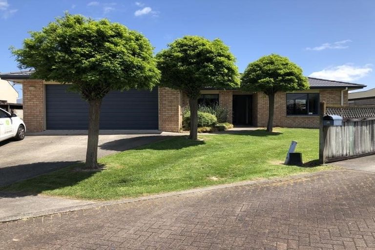 Photo of property in 17 Blairgowrie Place, Rototuna North, Hamilton, 3210