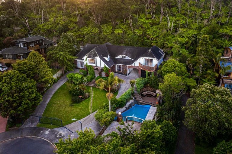 Photo of property in 31 Laingfield Terrace, Laingholm, Auckland, 0604