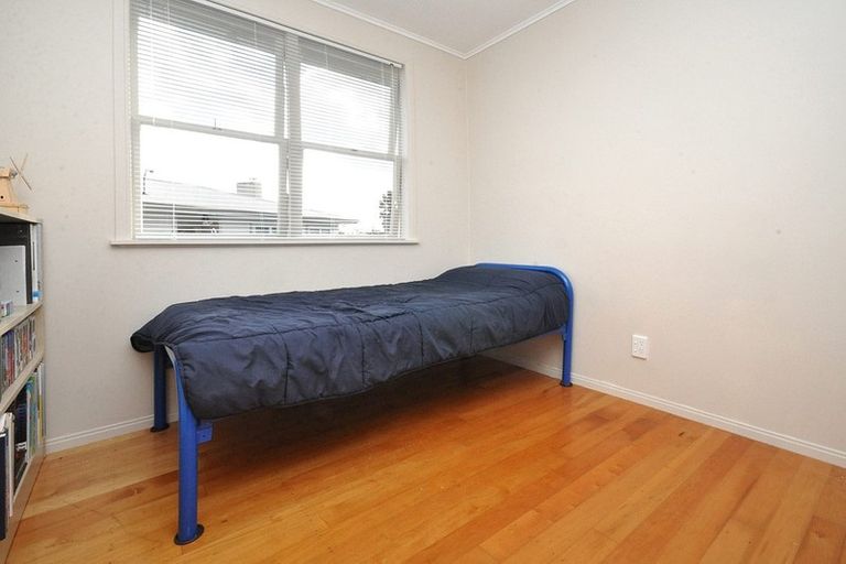 Photo of property in 19 Orchard Rise, Rosehill, Papakura, 2113