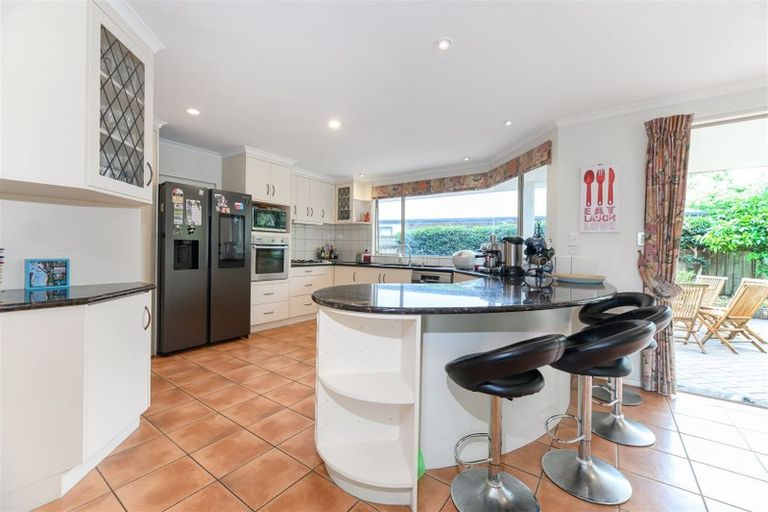 Photo of property in 3 Makepeace Place, Flagstaff, Hamilton, 3210