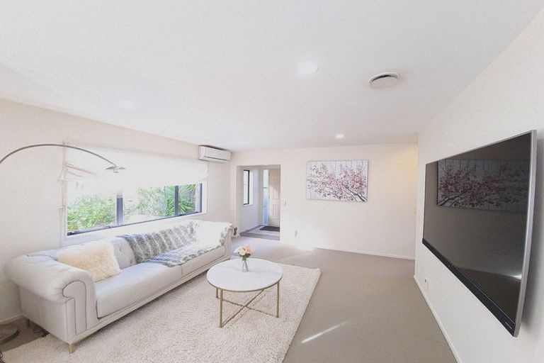 Photo of property in 29 Kelvin Hart Drive, East Tamaki, Auckland, 2013