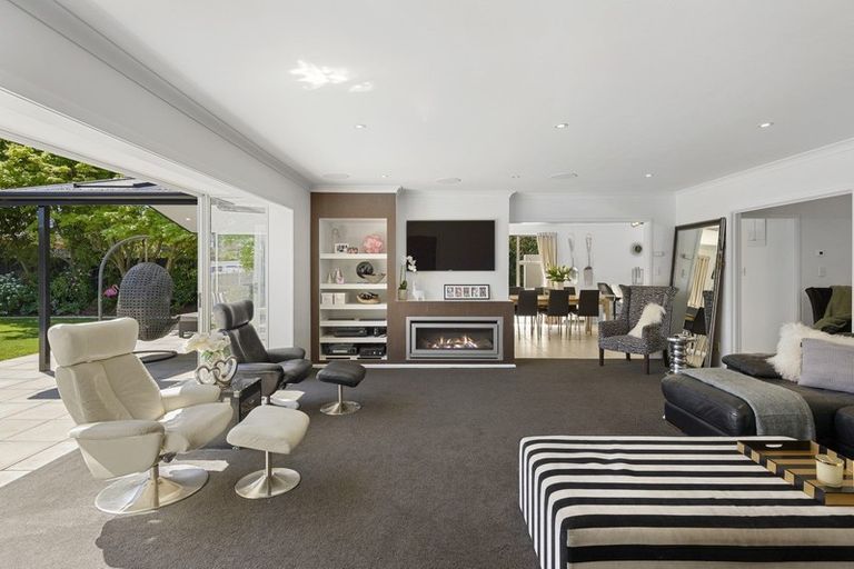 Photo of property in 89b Memorial Avenue, Ilam, Christchurch, 8053