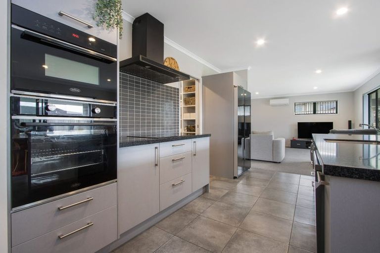 Photo of property in 11 Nolan Place, Katikati, 3129